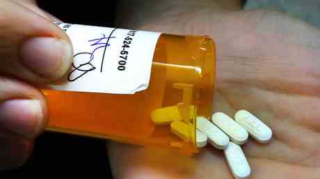 Arzneimittelhersteller zahlt Rekordsumme bei Opioid Vergleichen — World