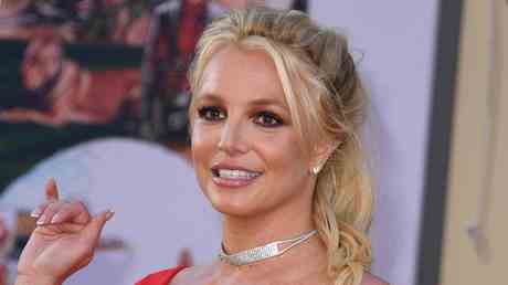 Britney Spears veroeffentlicht Buch — Unterhaltung