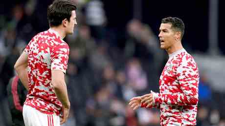 Der Kapitaen von Man Utd geht mit Geruechten ueber Ronaldos