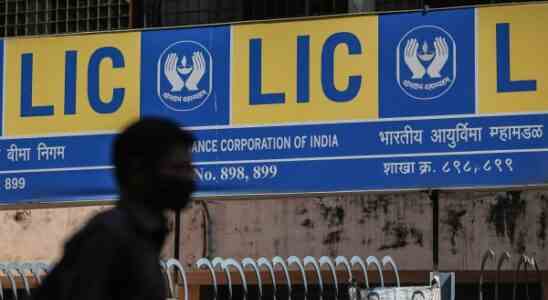 Der staatliche Versicherer LIC will beim groessten Boersengang Indiens –