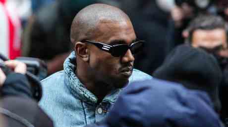 Kanye West beginnt neue Rivalitaeten mit Billie Eilish „Hillary Clintons