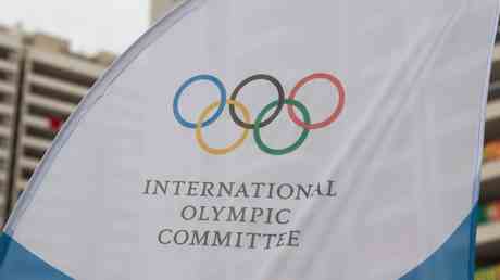 Olympische Offizielle empfehlen Verbot fuer Russland und Weissrussland — Sport