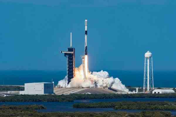 SpaceX verliert 40 Starlink Satelliten an einen geomagnetischen Sturm – Tech