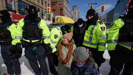 US Kongressabgeordnete schlaegt Asyl fuer kanadische Demonstranten vor — World