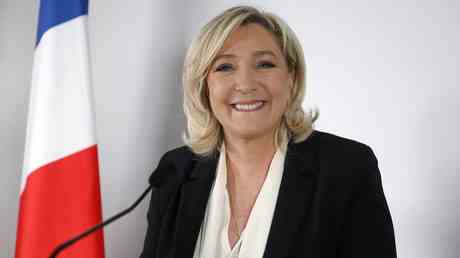Wenn Le Pen aus dem Rennen faellt koennte Macrons Praesidentschaft