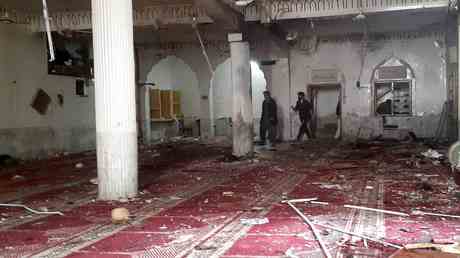 Angriff auf Moschee mit mindestens 30 Toten — World