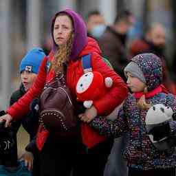 EU gewaehrt ukrainischen Fluechtlingen Sonderstatus direktes Recht auf Unterkunft und