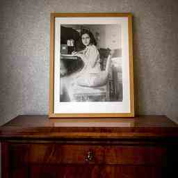 Experten Wiedergutmachung fuer juedischen Notar der Anne Frank verraten haette