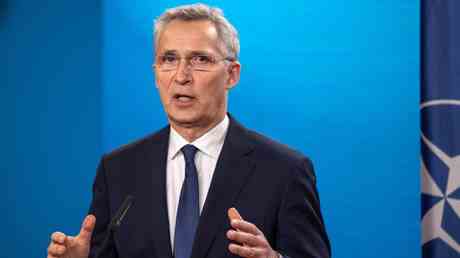 NATO Chef verlaengert Amtszeit wegen Ukraine Krieg — RT Deutsch