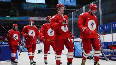 Russische Eishockeyfunktionaere prangern „diskriminierendes Verbot an — Sport