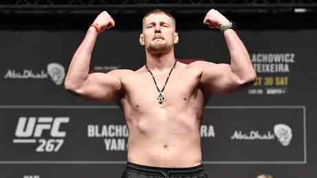 Russischer UFC Star landet nach Befuerchtungen des Main Events in London