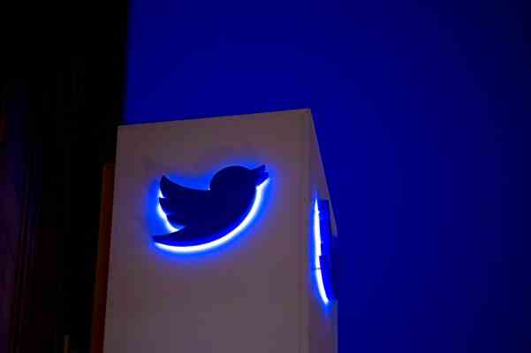 Twitter koennte Gebuehren fuer TweetDeck ueber Twitter Blue – Tech