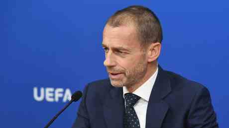 UEFA Boss behauptet russische Sperre breche ihm das Herz verteidigt aber