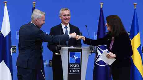 Berichten zufolge Zeitleiste fuer die NATO Erweiterung enthuellt — World