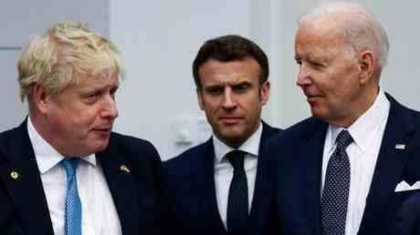 Biden sagt er koenne sich nicht mit Macron verbinden —