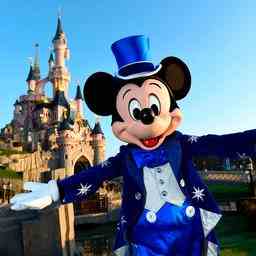 Der Gouverneur von Florida entzieht Disney World den Sonderstatus