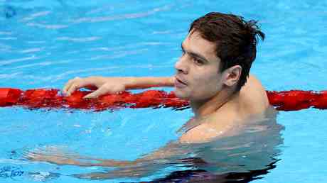 Der gesperrte russische Schwimmstar erfaehrt ob ihm weitere Strafen drohen