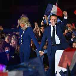 Der wiedergewaehlte Macron hat zwei Monate Zeit um die Waehler