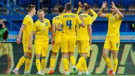 Deutscher Klub unterstuetzt Ukraine bei WM Qualifikationsplaenen — Sport