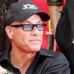 Ermittlungen wegen moeglicher Koerperverletzung durch Jean Claude Van Damme
