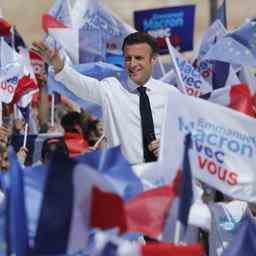 Exit Umfrage Macron besiegt Le Pen fuer die seltene zweite Amtszeit