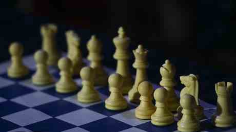 Junger Schachspieler am Rande russischer Meisterschaften zu Tode gepruegelt —