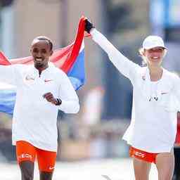 Nageeye erster niederlaendischer Sieger Marathon Rotterdam auch Bestzeit Brinkman