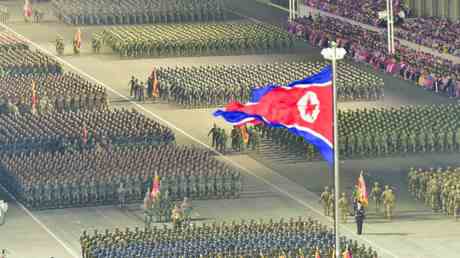 Nordkoreas Kim gibt Atomwarnung heraus — World