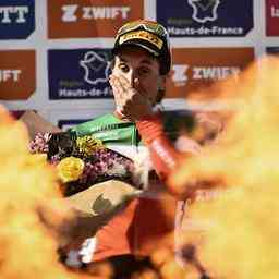 Roubaix Gewinner Longo Borghini geht durch einen „Holzkopf von der Hoelle