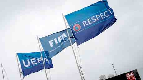 Russland bereitet neue Faelle gegen UEFA FIFA vor –