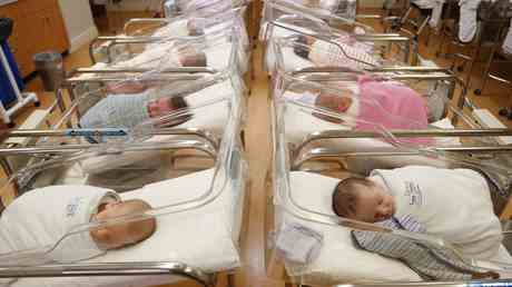 US Bundesstaat verbietet nicht binaere Geburtsurkunden — World