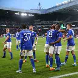Unerfahren Leicester stolz nach Sieg ueber PSV Sie spielen seit