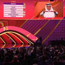 WM Eroeffnungsspiel Niederlande Senegal auf Anfrage von Katar und amerikanischem Fernsehen