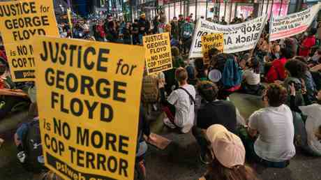 Der Moerder von George Floyd weicht der Todesstrafe aus —