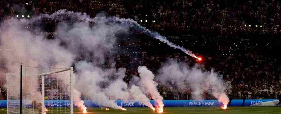 Die Fans Feyenoord und AS Roma treffen kurz vor dem