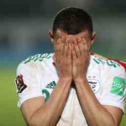 FIFA weist Einspruch Algeriens gegen entscheidendes WM Play off Ergebnis mit Kamerun zurueck