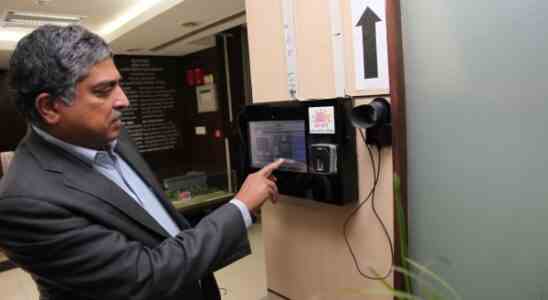 Indien zieht Warnung vor dem Teilen biometrischer IDs nach Online Aufruhr