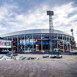 Millionen Rueckschlag Umsteigebahnhof „Feyenoord City wird deutlich teurer JETZT