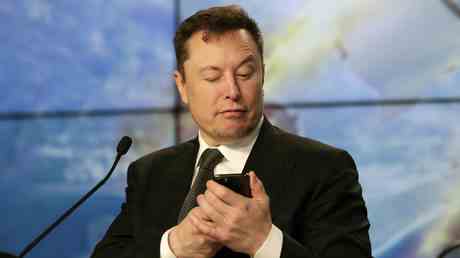 Musk stellt Milliardaere gegen Politiker auf — World