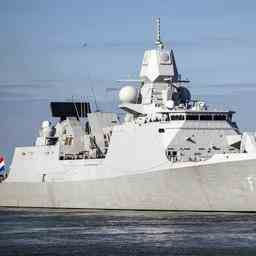 Niederlaendisches Marineschiff hat 4000 Liter Oel in der Ostsee verloren