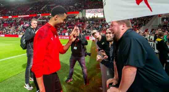 Schmidt gratuliert Ajax und ist stolz auf den „charaktervollen PSV