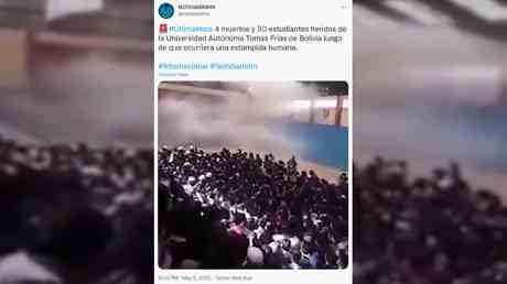 Studentenversammlung geraet in toedlichen Ansturm VIDEO — World