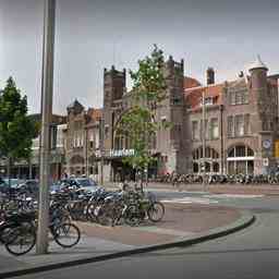 Velsenaar 38 am Bahnhof Haarlem schwer angegriffen Tritte und Schlaege