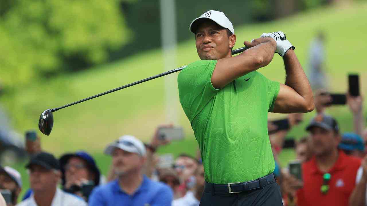 Tiger Woods schaffte mit einem starken zweiten Tag den Cut bei der PGA Championship.