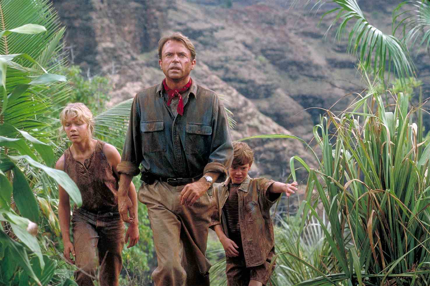 Steven Spielbergs Film Jurassic Park handelt von der Entwicklung der Vaterschaft, der Bedeutung der Mutter, der Frage der Rolle des Vaters in der Elternschaft der Eltern, Grant Tim Lex