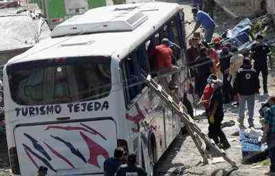 9 Tote 40 Verletzte bei Unfall mit Pilgerbus in