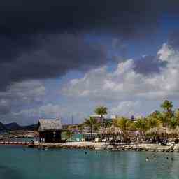 Curacao bereitet sich auf Tropensturm vor Premierminister ruft zum Horten