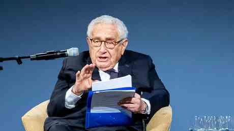 Der Westen sollte die Interessen Moskaus beruecksichtigen – Kissinger —
