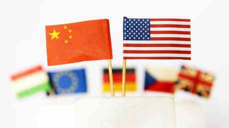 Die USA wollen dass Europa sich der Pattsituation gegen China