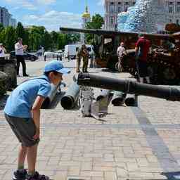 Die Ukraine ist begierig auf zusaetzliche Waffen JETZT